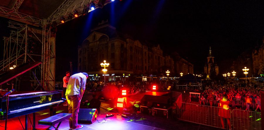 Teo Milea, pianist si compozitor roman: ”Muzica mea aproape ca se scrie singura in Timisoara”